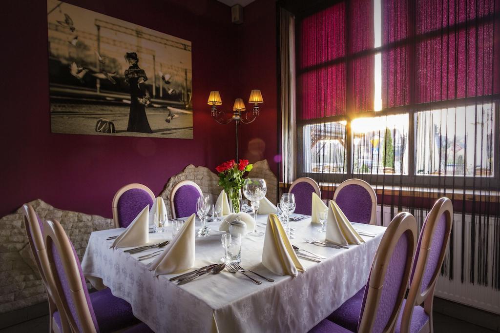 Świdnik Hotel Notabene מראה חיצוני תמונה