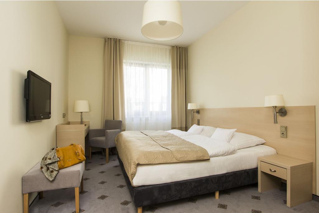 Świdnik Hotel Notabene חדר תמונה