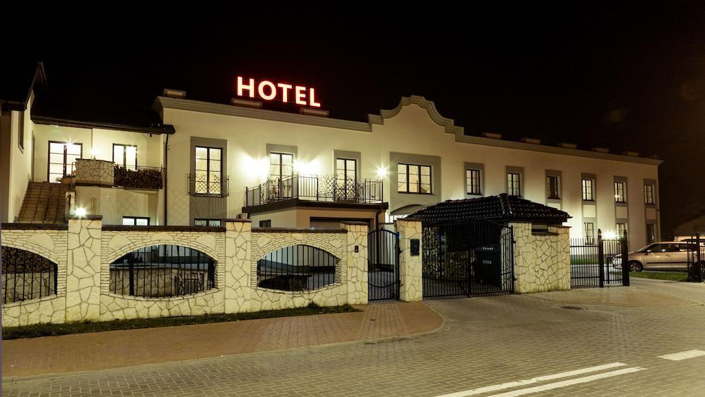 Świdnik Hotel Notabene מראה חיצוני תמונה