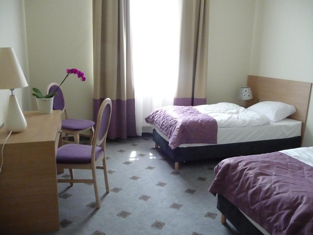 Świdnik Hotel Notabene חדר תמונה