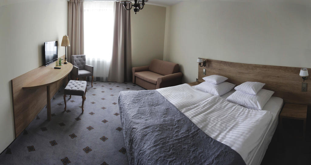 Świdnik Hotel Notabene מראה חיצוני תמונה